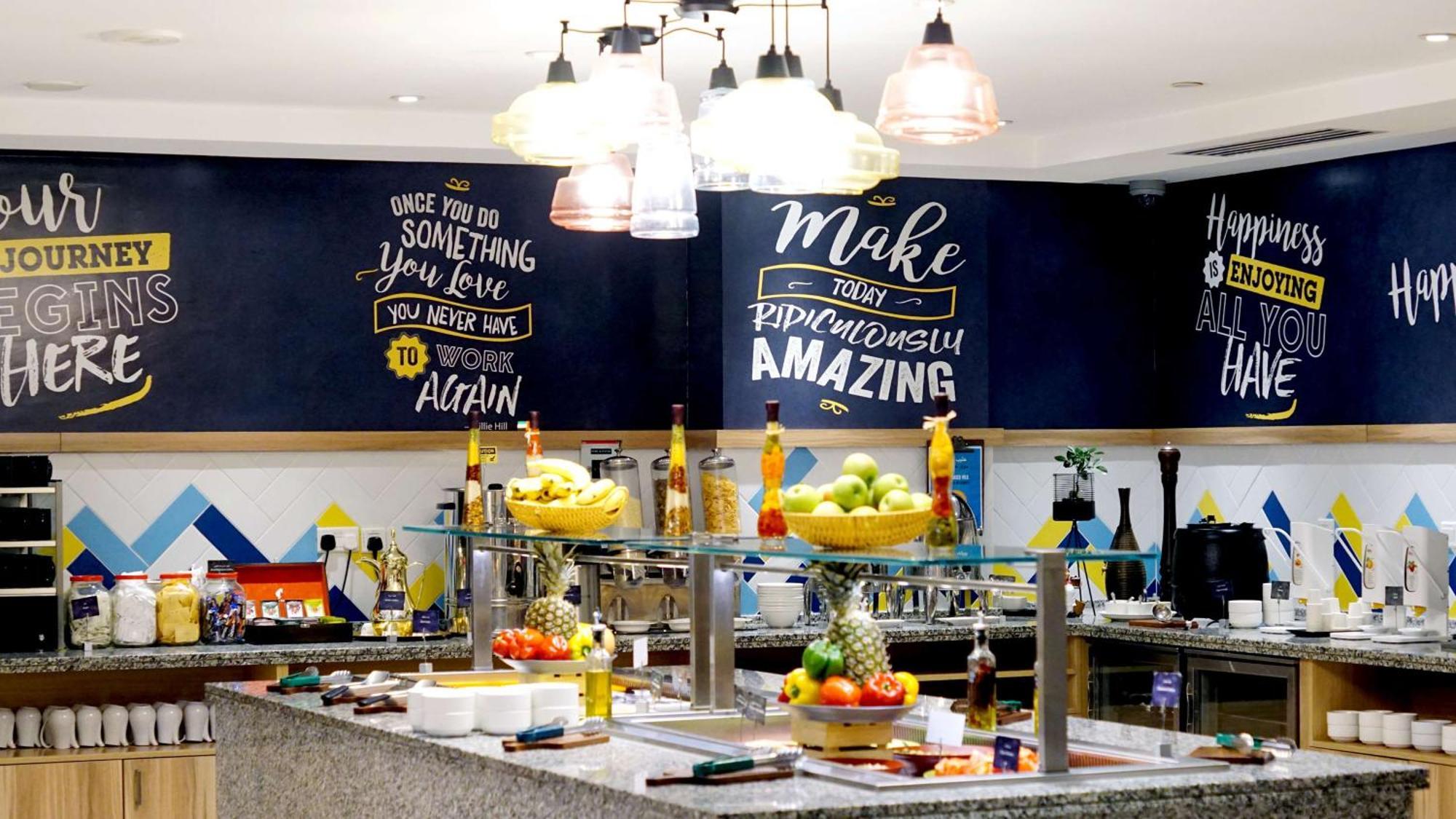Hotel Hampton By Hilton Dubai Al Barsha Extérieur photo