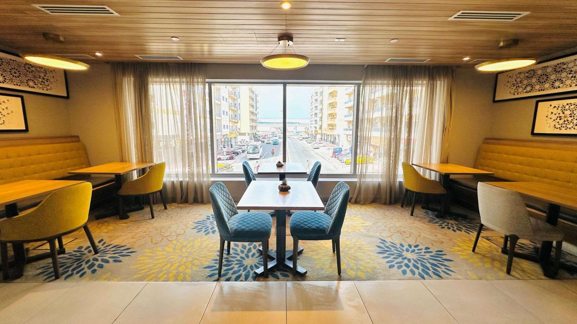 Hotel Hampton By Hilton Dubai Al Barsha Extérieur photo