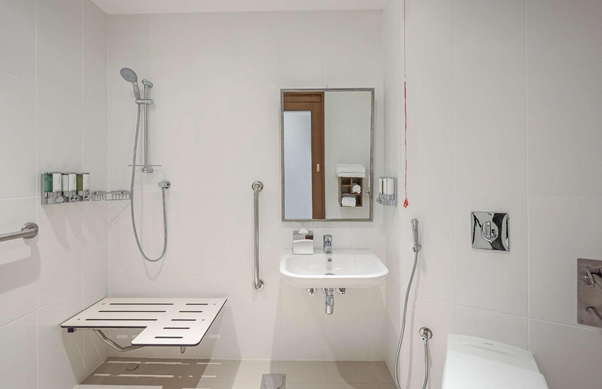 Hotel Hampton By Hilton Dubai Al Barsha Extérieur photo